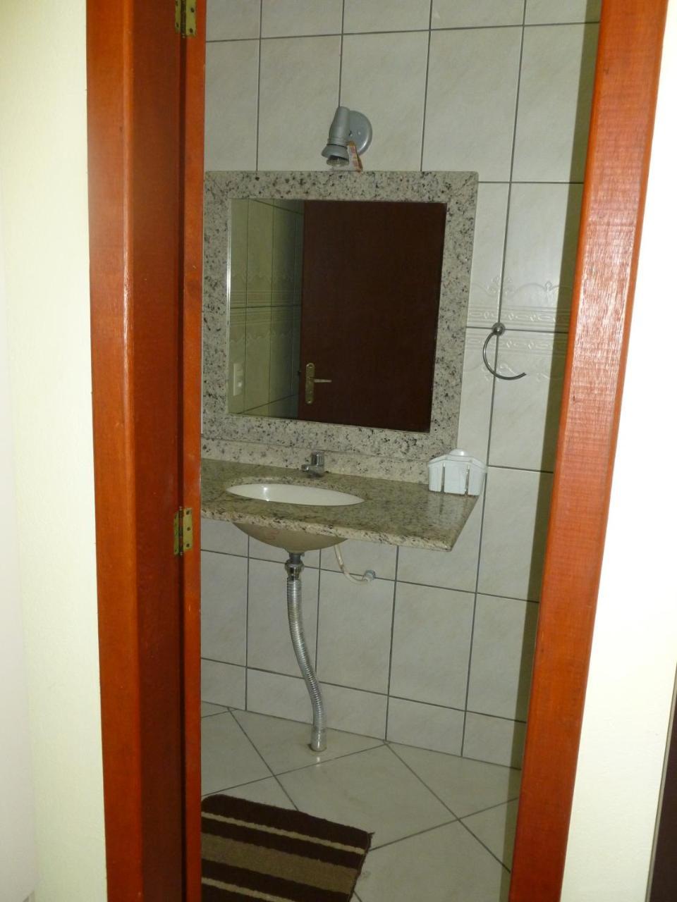 Apartamento 12 - Bombinhas - 200 Metros Da Praia エクステリア 写真