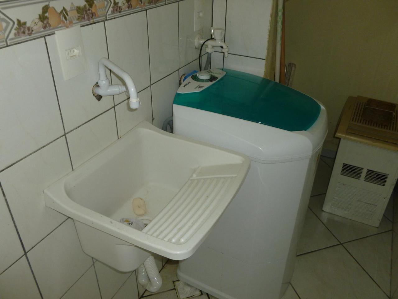 Apartamento 12 - Bombinhas - 200 Metros Da Praia エクステリア 写真