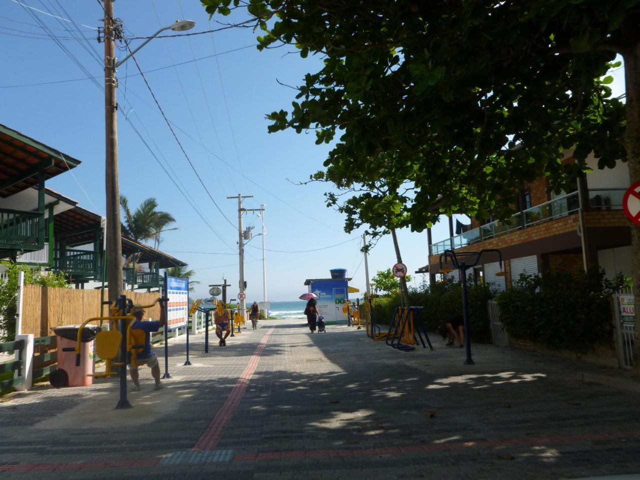 Apartamento 12 - Bombinhas - 200 Metros Da Praia エクステリア 写真